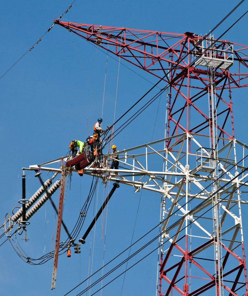 Overhead Lines 架空電纜