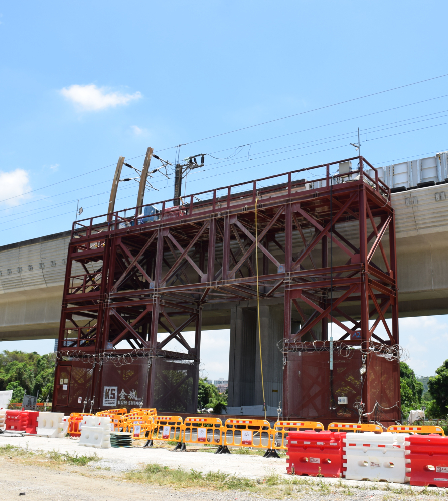 Construction Works on Hung Shui Kiu Station Railway Viaduct Project 洪水橋站高架橋建站工程項目