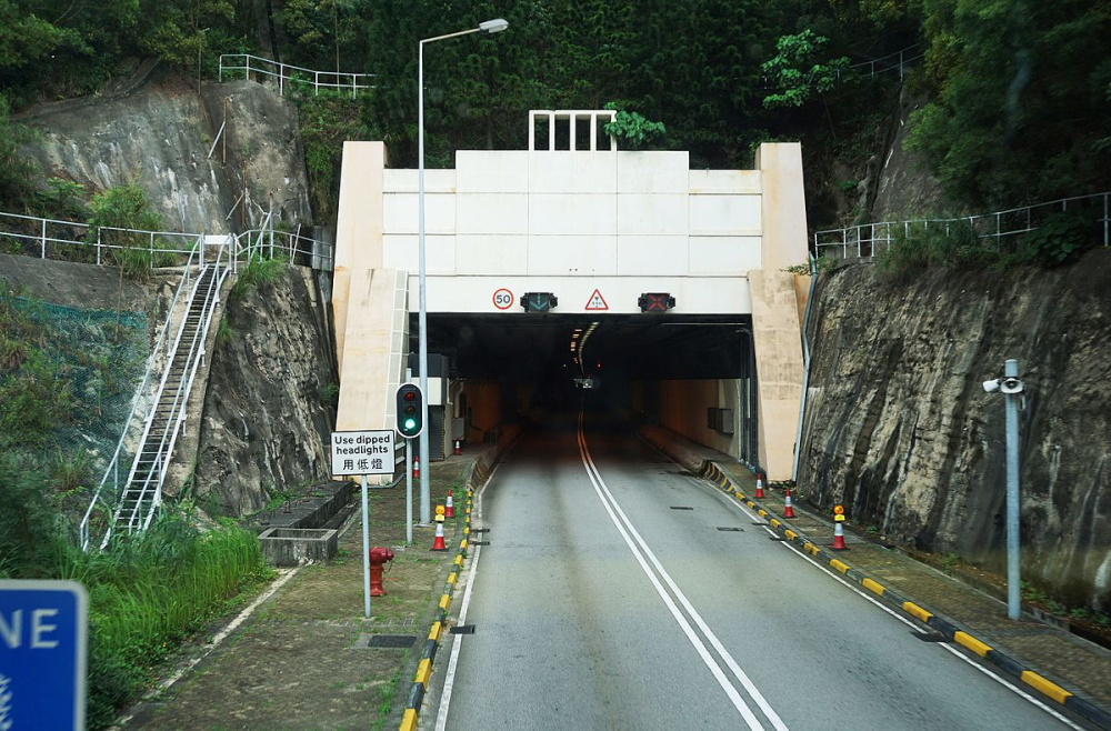 Discovery Bay Tunnel 愉景灣隧道