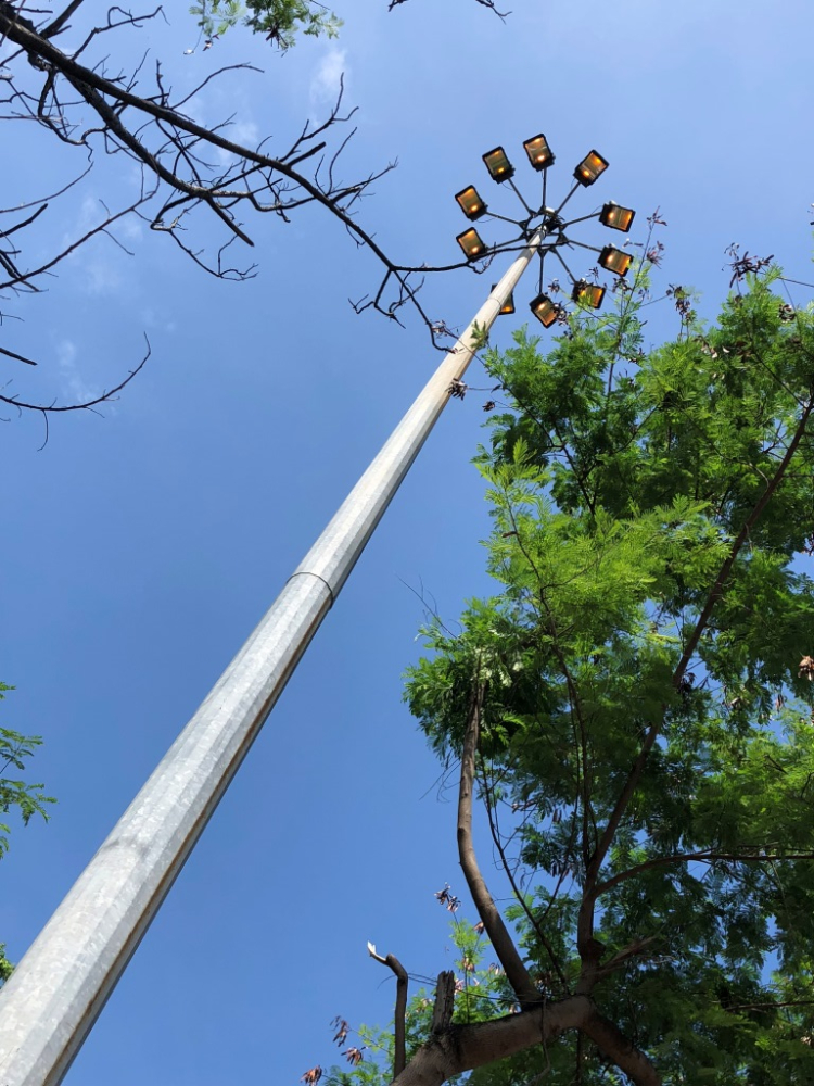 High Mast and High Bay Lightings 高桅燈及高位燈