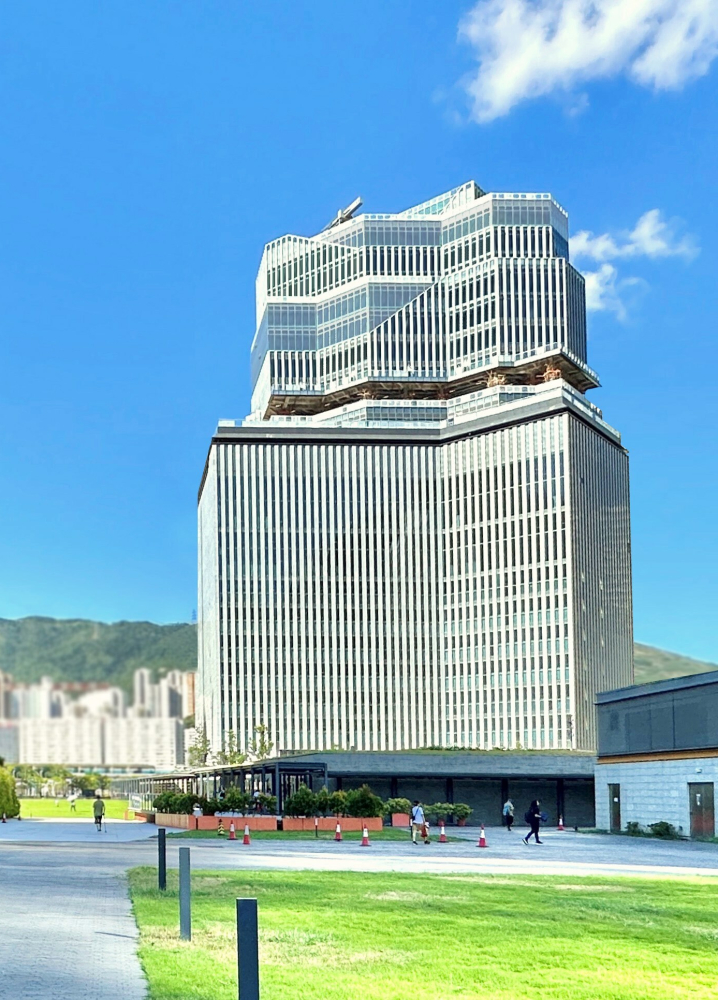 Service Contract for The Twins 「The Twins雙子匯」人才供應合約